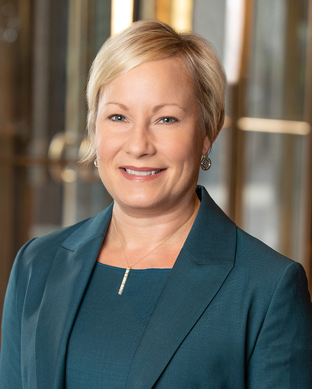 Jennifer L. Thornton headshot